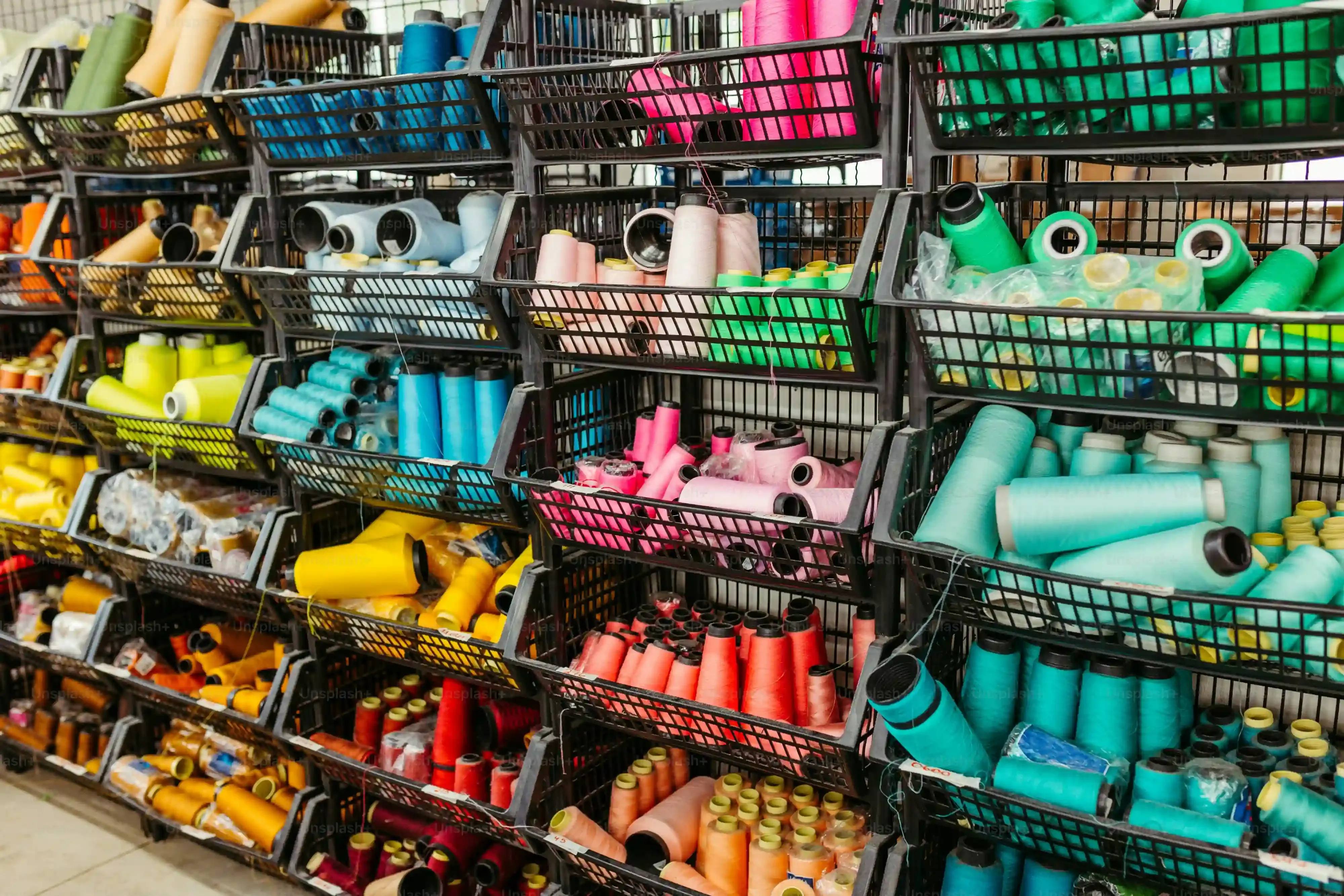 Choosing the Right Interactive Cat Toy for Your Cat