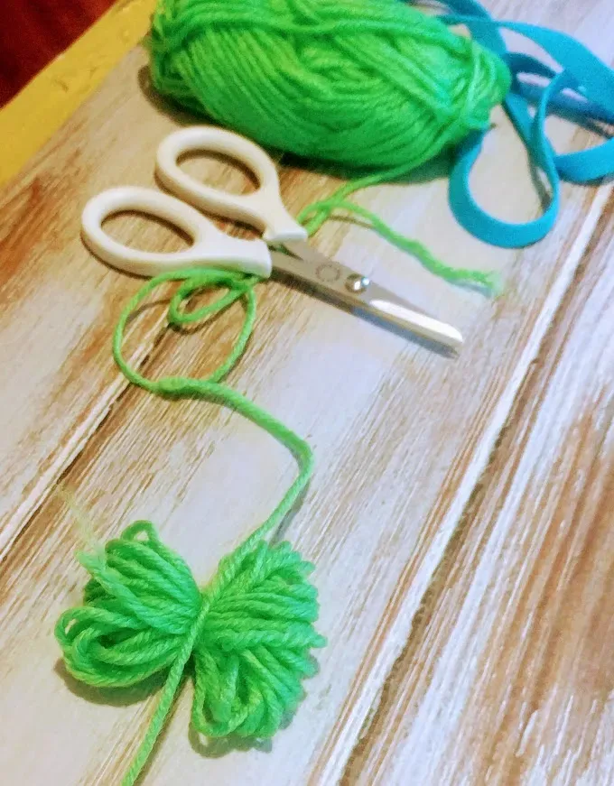Brilliant DIY Cat Toys With Yarn Your Cat Will Crave